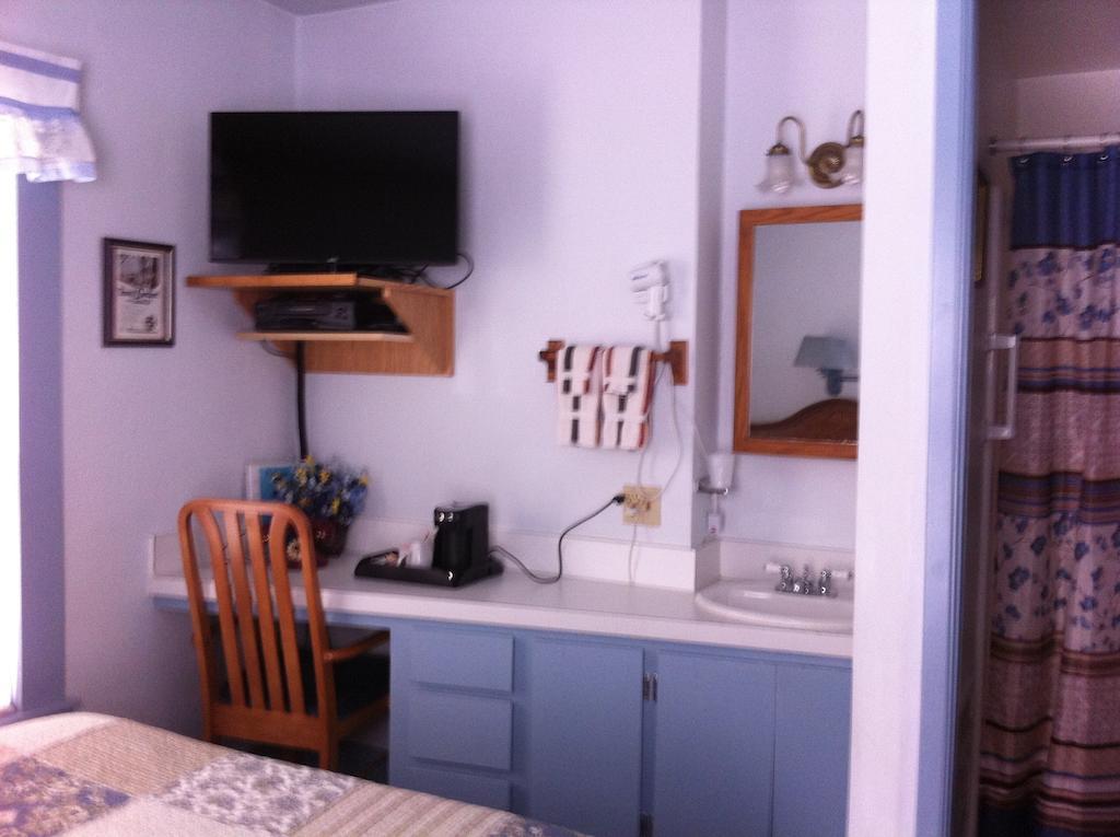 Pullman House Inn Portola Ruang foto